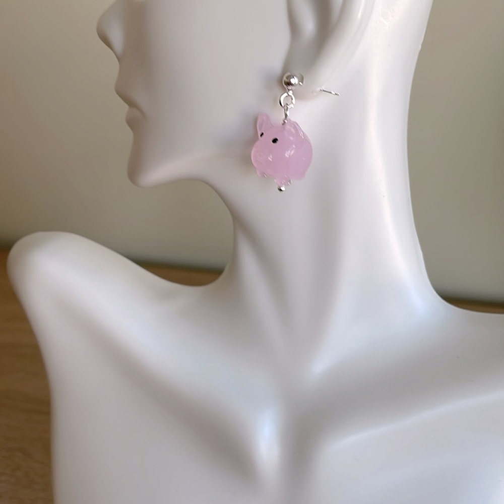 HAND CRAFTED PINK PIGLET EARRINGS Glass Pink Sterling Silver Posts Whimsical - Picture 7 of 12